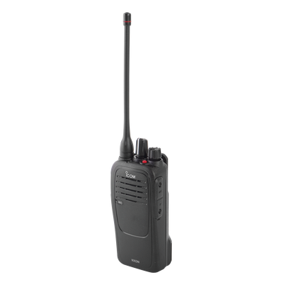Radio port&aacute;til digital y anal&oacute;gico en rango de frecuencia 450-512MHz, 16 canales, 4W de potencia de RF. bater&iacute;a, cargador, antena y clip incluidos. - ABD Systems