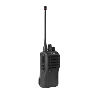 Radio port&aacute;til anal&oacute;gico UHF en rango de frecuencia de 400-470 MHz, 4 W de potencia de RF, 16 canales. Incluye: bater&iacute;a, cargador, antena, tapa de accesorios y clip.