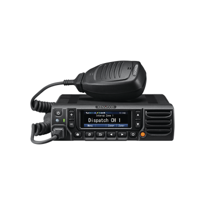 136-174 MHz, 50 W, Bluetooth, GPS, Cancelaci&oacute;n de Ruido, 1024 Canales, NXDN-DMR-P25-An&aacute;logo. Incluye Accesorios - ABD Systems
